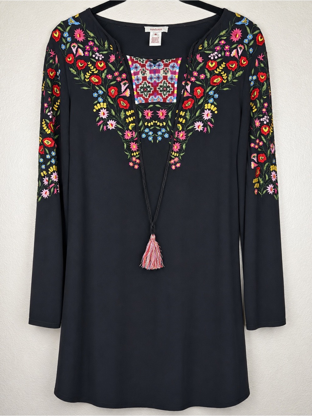 Sundance Embroidered Boho Tunic Dress / Cover/up Medium Black Floral Tassel 🌻